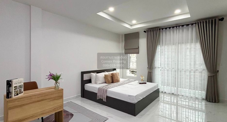 Casa adosada en venta de 3 habitaciones en Bang Yai, Nonthaburi
