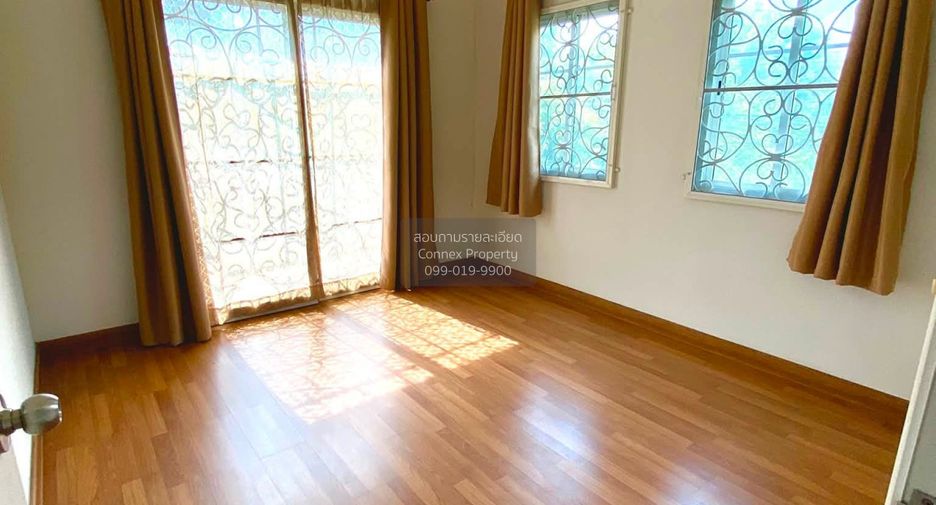 出售 3 卧室 独立屋 在 Mueang Pathum Thani, Pathum Thani