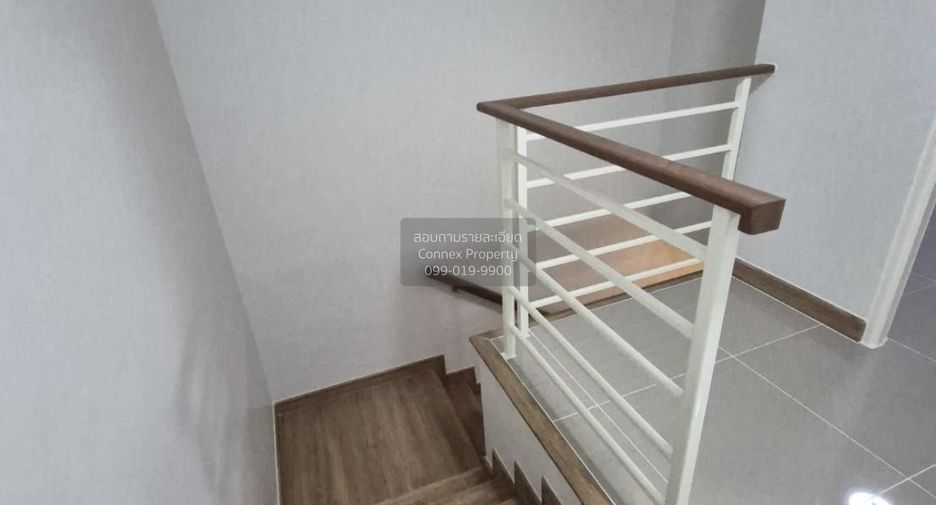 Casa adosada en venta de 3 habitaciones en Bang Bua Thong, Nonthaburi