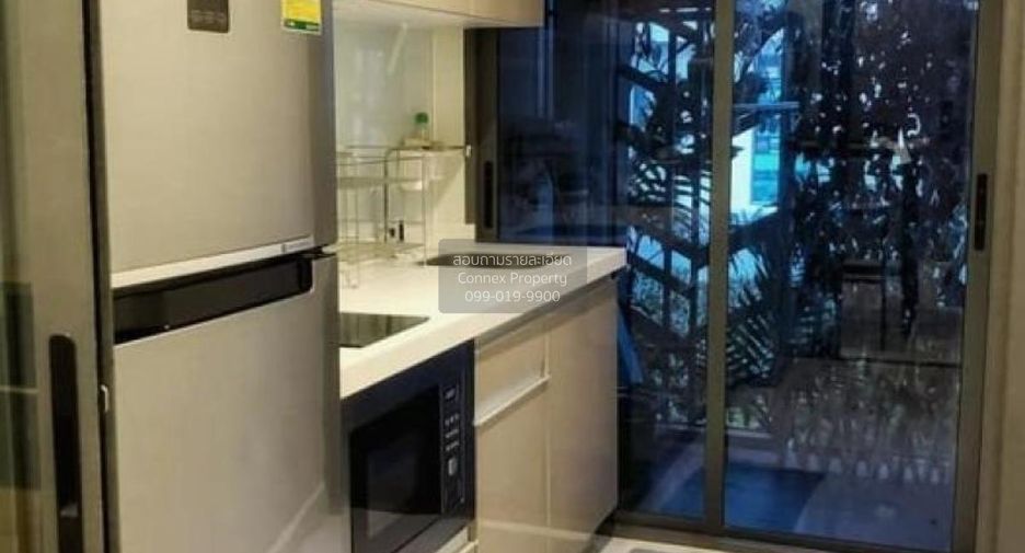 For sale 1 bed condo in Phra Khanong, Bangkok