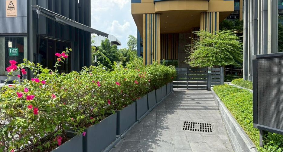 À vendre 1 chambre condo à Watthana, Bangkok