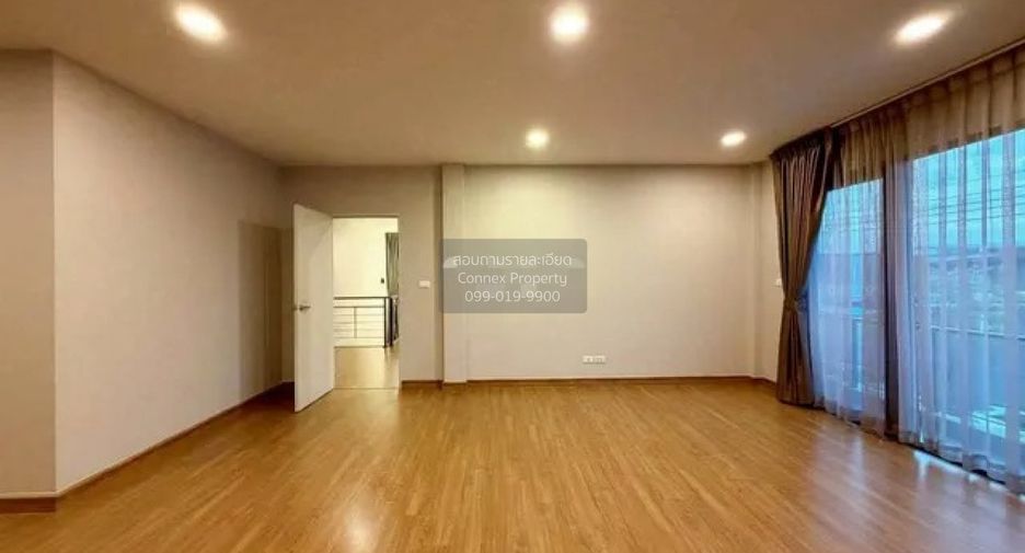 出售 4 卧室 独立屋 在 Sai Mai, 曼谷