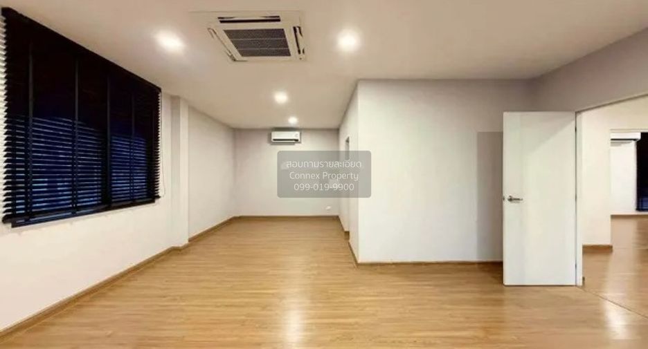出售 4 卧室 独立屋 在 Sai Mai, 曼谷