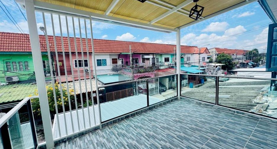 Casa adosada en venta de 2 habitaciones en Bang Bua Thong, Nonthaburi