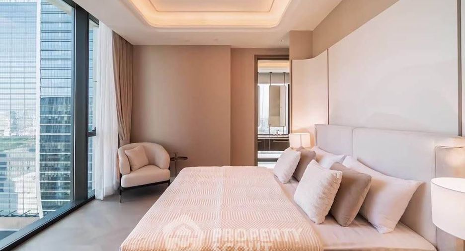 For sale 2 bedrooms condo in Pathum Wan, Bangkok