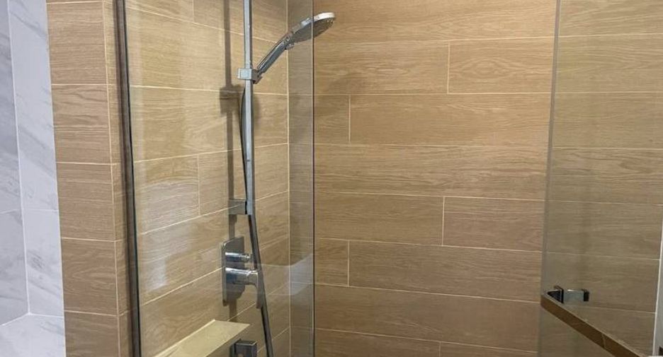 For sale 1 bed condo 
