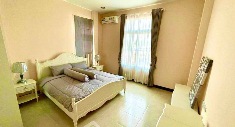 For rent 3 bedrooms house in Bang Lamung, Chonburi