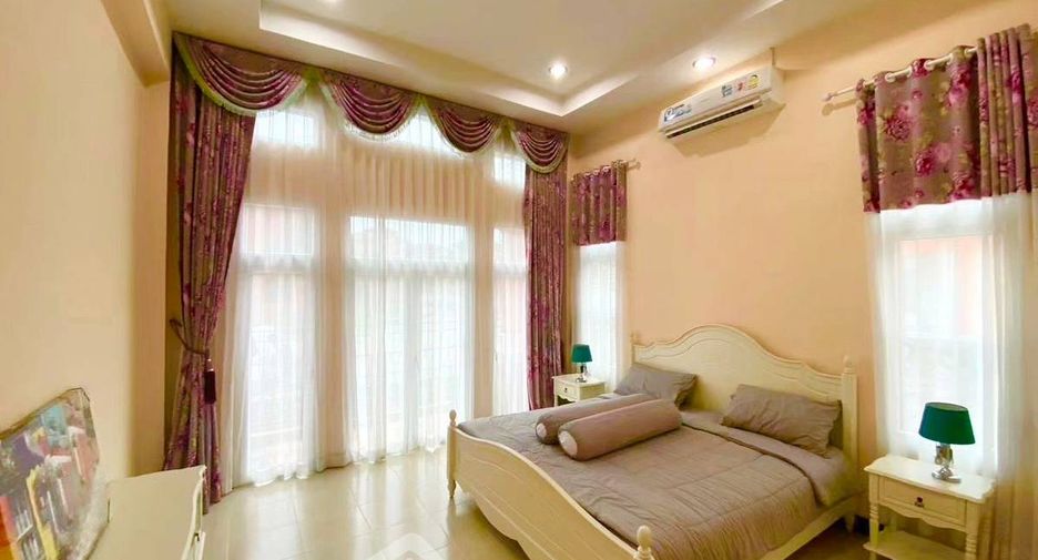For rent 3 bedrooms house in Bang Lamung, Chonburi