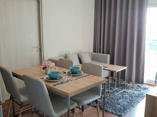Condo en alquiler de 2 habitaciones en Huai Khwang, Bangkok