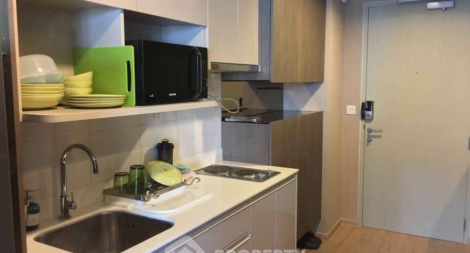 For rent 2 bedrooms condo 