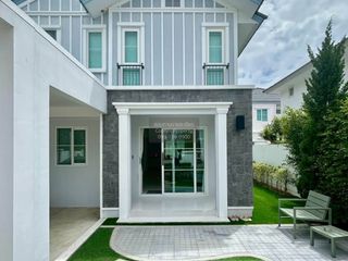 Haus zur Miete mit 3 Zimmer in Bang Phli, Samut Prakan