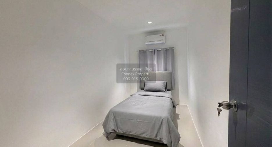 Reihenhaus zur Miete mit 3 Zimmer in Phra Khanong, Bangkok
