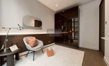 For rent 3 bedrooms condo in Sathon, Bangkok
