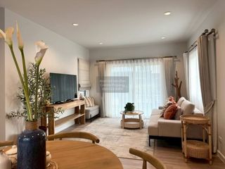 Haus zur Miete mit 4 Zimmer in Mueang Phuket, Phuket