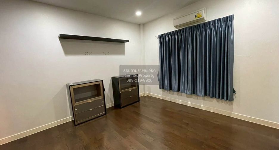 Casa en alquiler de 4 habitaciones en Bang Kapi, Bangkok