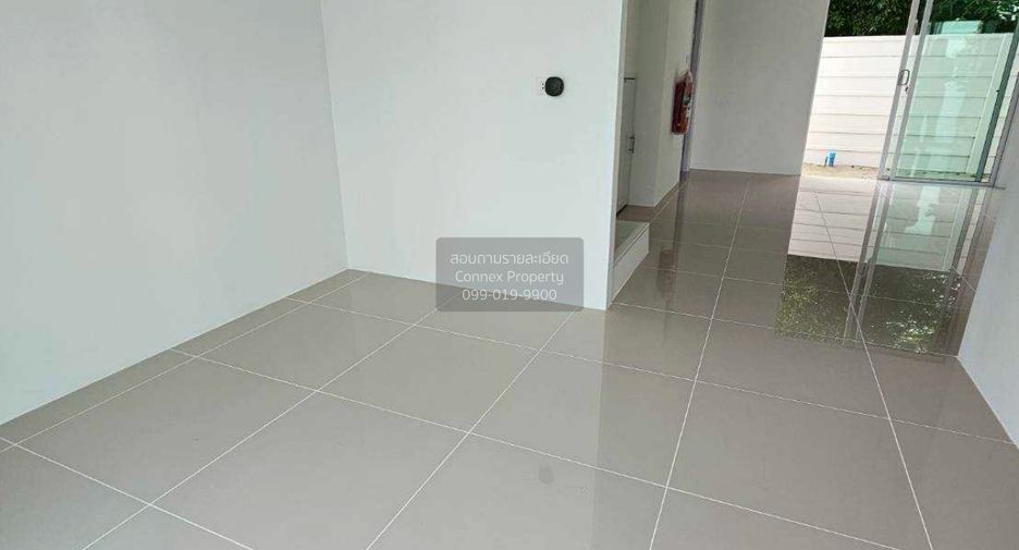 For rent 3 bedrooms townhouse in Thanyaburi, Pathum Thani