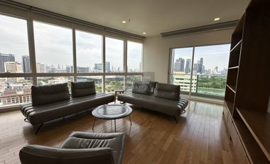 Wohnung zur Miete mit 3 Zimmer in Khlong Toei, Bangkok