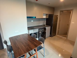 Condo en alquiler de 2 habitaciones en Bang Kapi, Bangkok