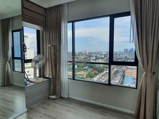 Condo en alquiler de 2 habitaciones en Bang Kapi, Bangkok