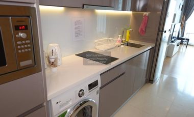 For rent 1 bed condo 