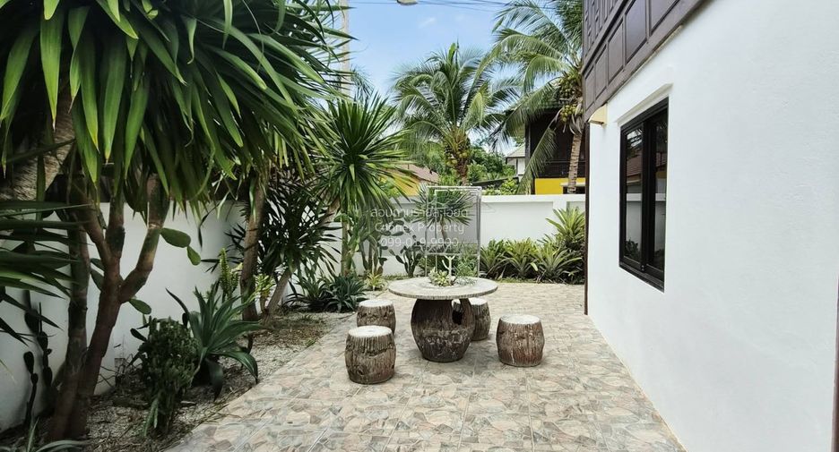 For rent 4 bedrooms house in Huay Yai, Pattaya