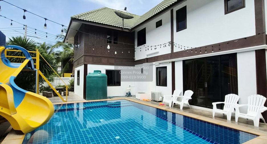 For rent 4 bedrooms house in Huay Yai, Pattaya