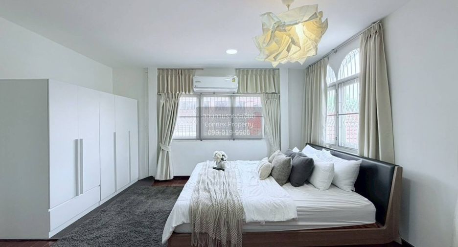 Casa en alquiler de 6 habitaciones en Huai Khwang, Bangkok