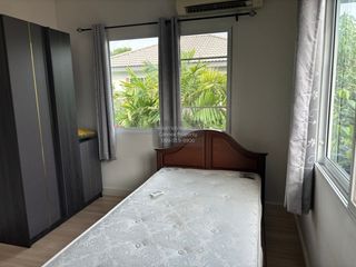 Casa en alquiler de 3 habitaciones en Bang Phli, Samut Prakan
