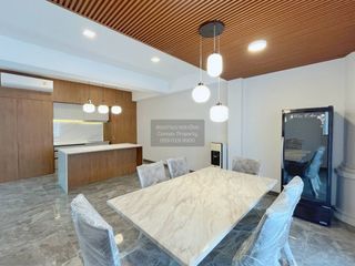Gewerbefläche zur Miete mit 5 Zimmer in Watthana, Bangkok