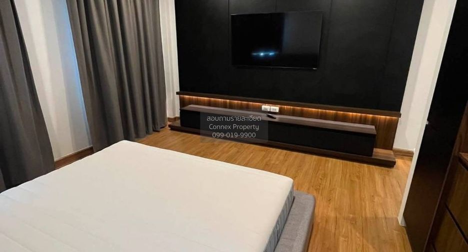 Casa en alquiler de 4 habitaciones en Bang Phli, Samut Prakan