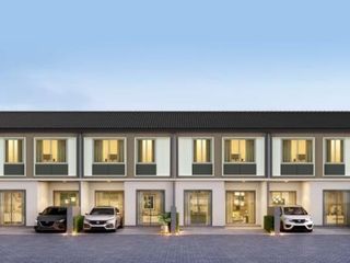 For rent 3 bedrooms townhouse in Mueang Pathum Thani, Pathum Thani