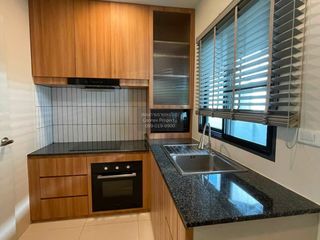出租 4 卧室 独立屋 在 Bang Phli, Samut Prakan