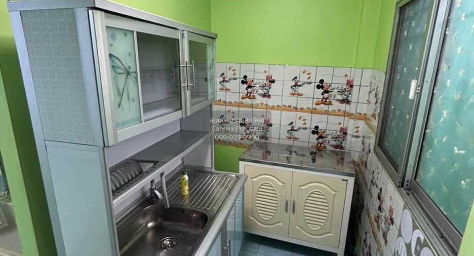 For rent 2 bedrooms townhouse in Nong Khaem, Bangkok