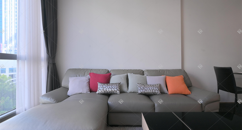 For sale 2 bedrooms condo 