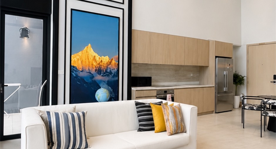 For sale 2 bedrooms condo in Sathon, Bangkok