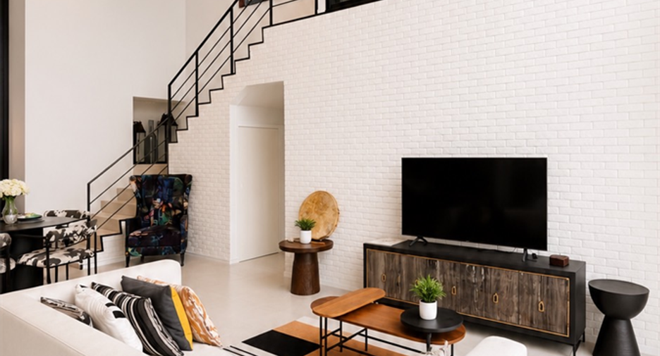 For sale 2 bedrooms condo in Sathon, Bangkok