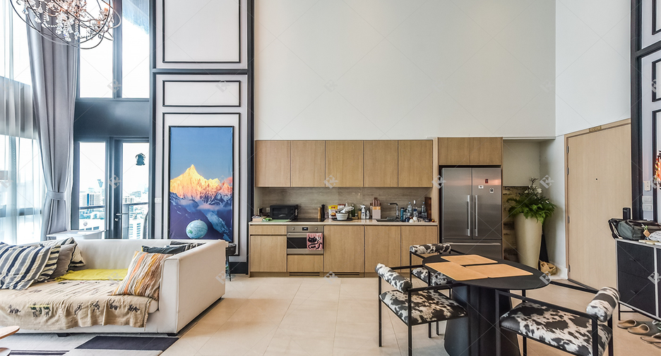 Wohnung zum Kauf mit 2 Zimmer in Sathon, Bangkok