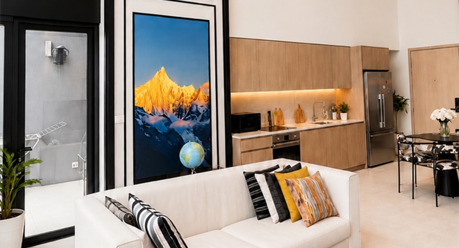 For sale 2 bedrooms condo in Sathon, Bangkok