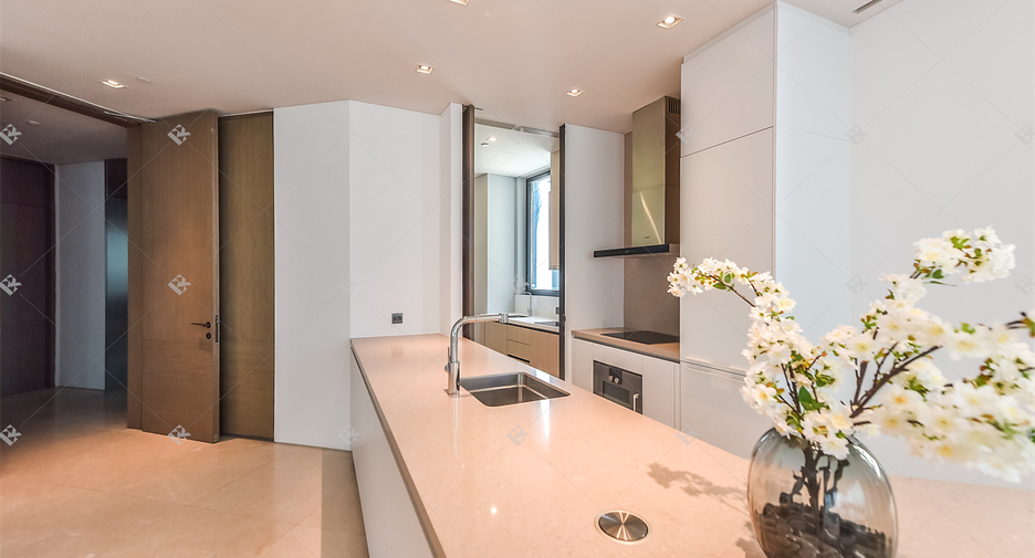 For rent 2 bedrooms condo in Khlong San, Bangkok