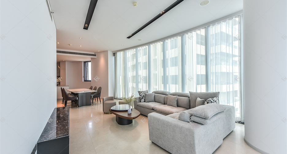 For rent 2 bedrooms condo in Khlong San, Bangkok