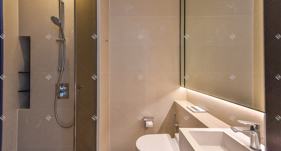 For rent 2 bedrooms condo in Khlong San, Bangkok