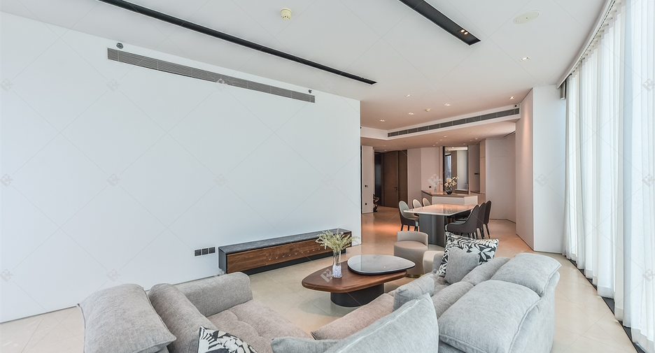 For rent 2 bedrooms condo in Khlong San, Bangkok