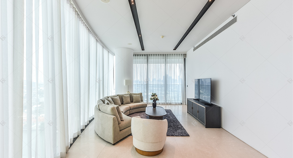 For rent 2 bedrooms condo in Khlong San, Bangkok