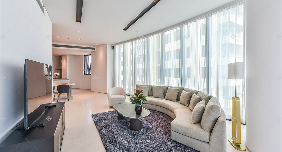 For rent 2 bedrooms condo in Khlong San, Bangkok