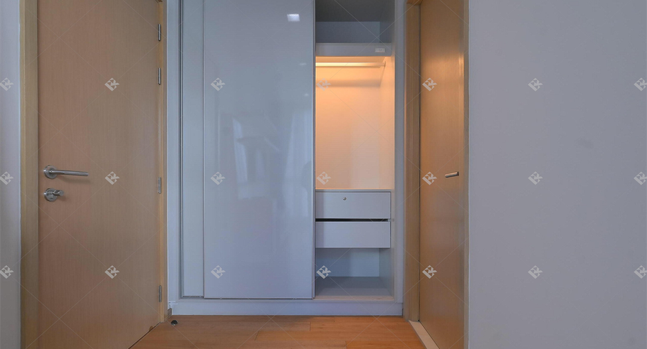 For rent 2 bedrooms condo 