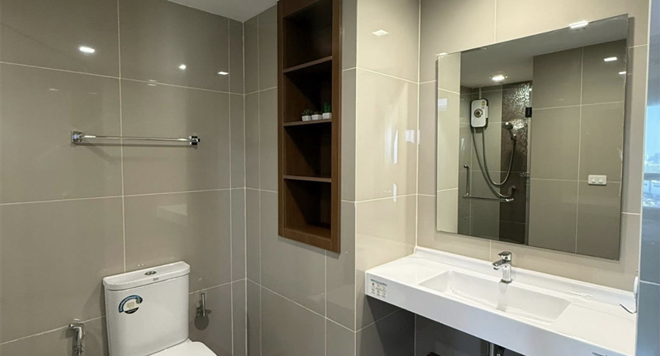 For rent 2 bedrooms condo 