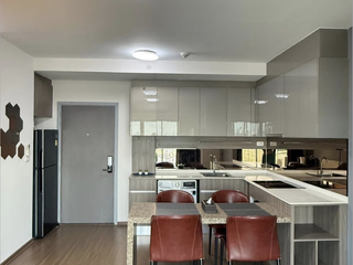 For rent 2 bedrooms condo in Phaya Thai, Bangkok