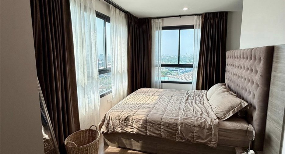 For rent 2 bedrooms condo 