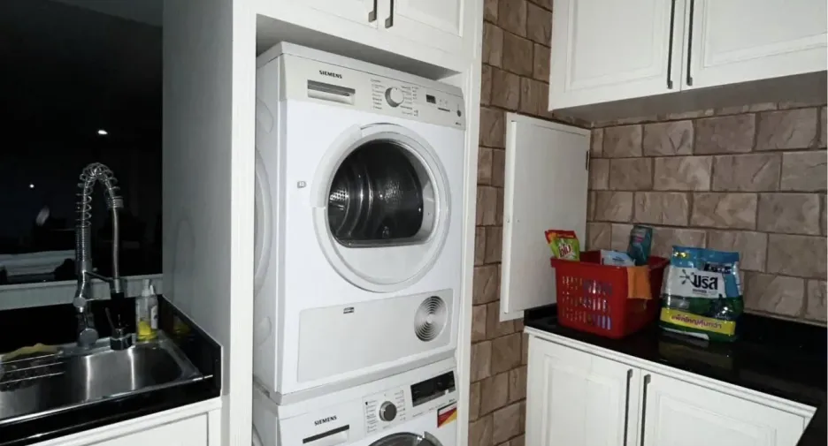 For sale and for rent 4 bedrooms condo in Dusit, Bangkok