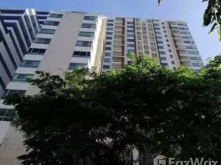 For sale 1 bed condo in Phaya Thai, Bangkok